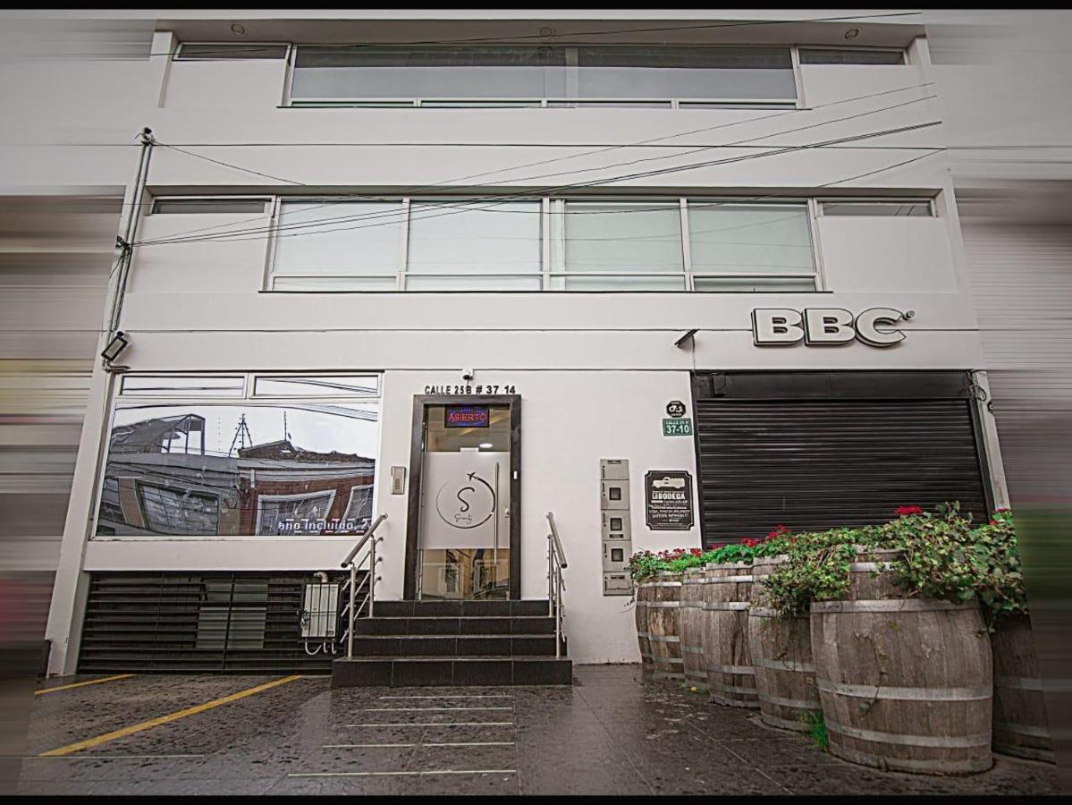 Hotel Serenity Corferias Bogotá Exteriör bild